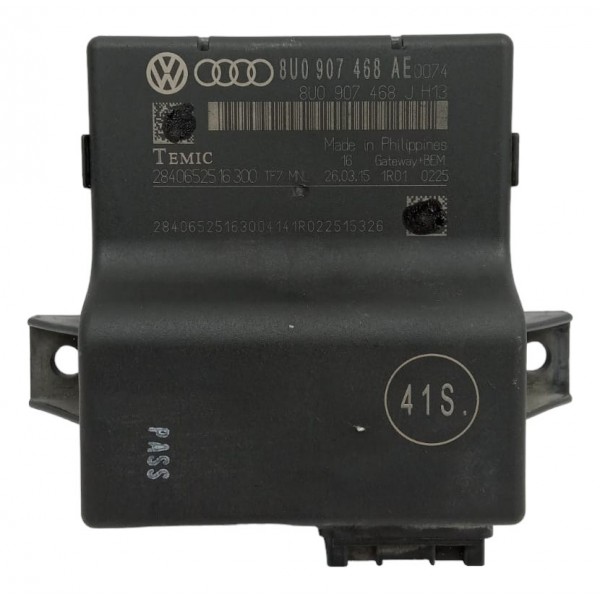 Modulo Conforto Audi Q3 2.0 4x4 2016 8u0907468